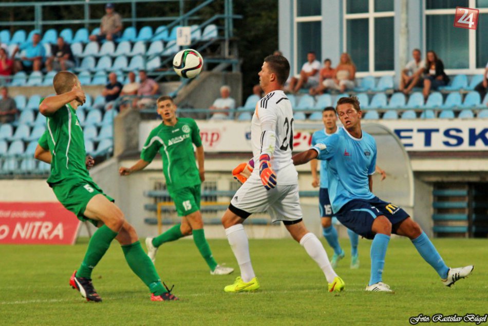 Ilustračný obrázok k článku Regionálne derby: Futbalistov Nitry čaká náročný zápas so Sereďou