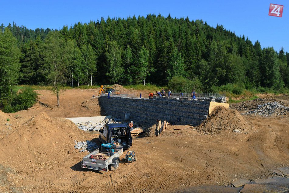 Ilustračný obrázok k článku Výstavba 11 poldrov v Levočských vrchoch je v plnom prúde: Ochrániť majú oblasť i Kežmarku, či Starej Ľubovne
