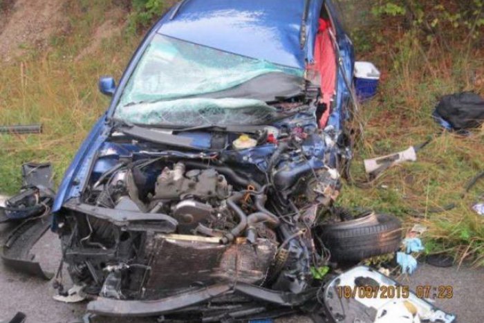 Ilustračný obrázok k článku Na Strečne sa stalo nešťastie: Zrážka VW Passat s nákladiakom dopadla tragicky