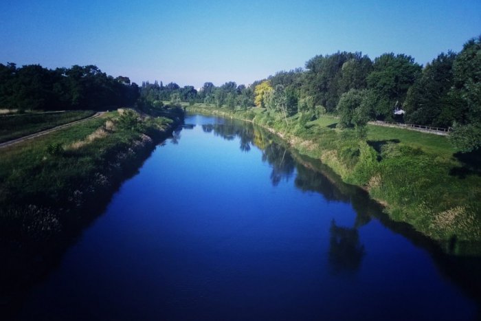 Ilustračný obrázok k článku Z čižiem rovno do plaviek? Zámčanka Karin sa pozrela na teplomer a nechápala, FOTO vnútri