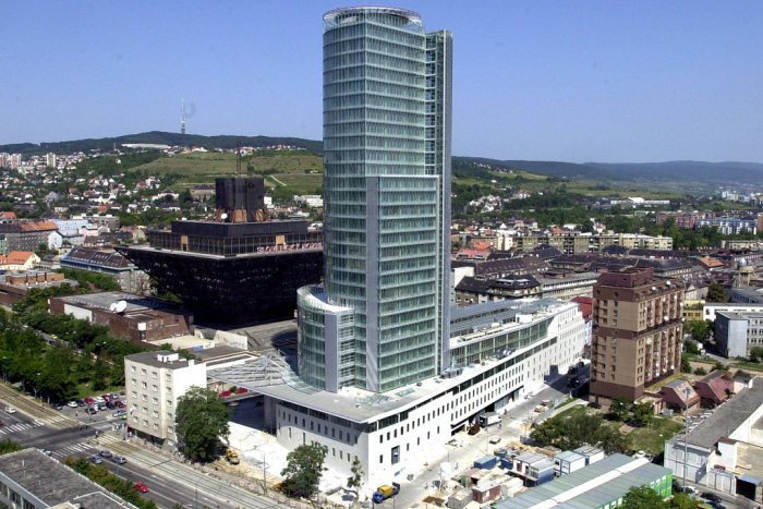 Ilustračný obrázok k článku Top 5 najvyšších budov v meste: Kam až Bratislava porastie?