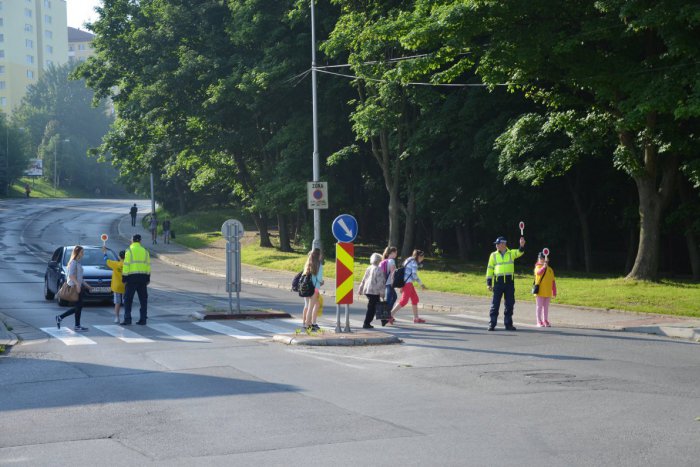 Ilustračný obrázok k článku Vodiči, pripravte sa: Polícia varuje pred dopravnými obmedzeniami na začiatku školského roka!