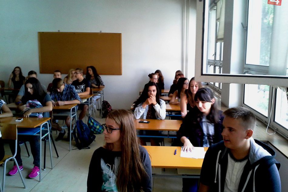 Ilustračný obrázok k článku Prešovskí študenti by mali rozhodne zbystriť pozornosť: Veď sledujte, s akou školou sa črtajú výmenné pobyty!