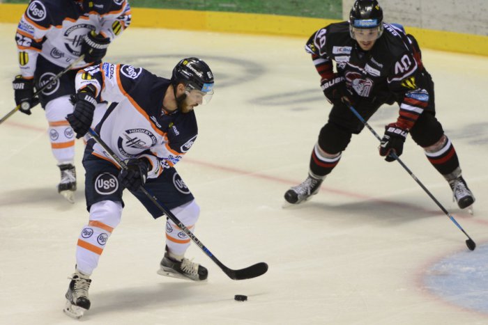 Ilustračný obrázok k článku Košickí hokejisti po náročnom dueli s Baranmi: Bystrica neprekvapila, chýbala nám koncovka