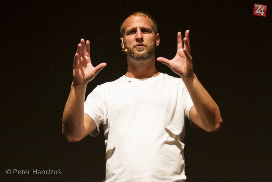 Ilustračný obrázok k článku Skutočný príbeh v boji proti drogám: Projekt Cesta do tmy prichádza do Nitry!