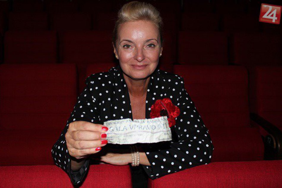 Ilustračný obrázok k článku V DAB v Nitre našli 23 rokov starú vstupenku: Platila na úplne prvú inscenáciu v priestoroch divadla!
