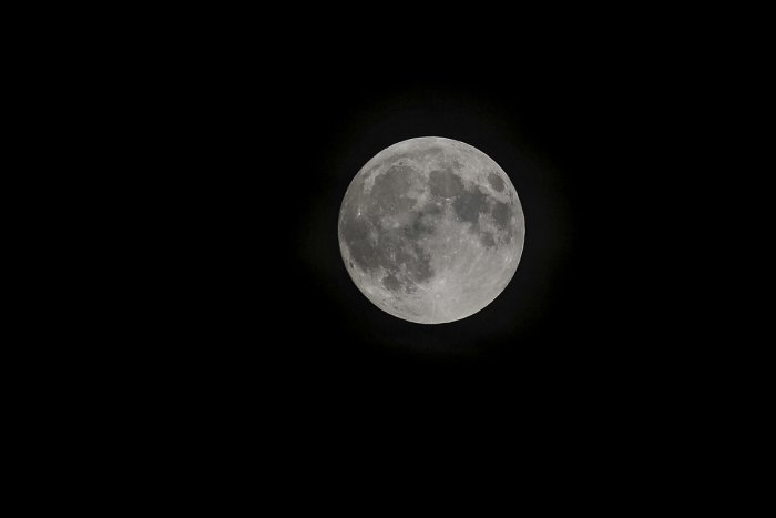 Ilustračný obrázok k článku OBRAZOM: Oranžový mesiac? Pozrite sa ako vyzeralo úplné zatmenie mesiaca