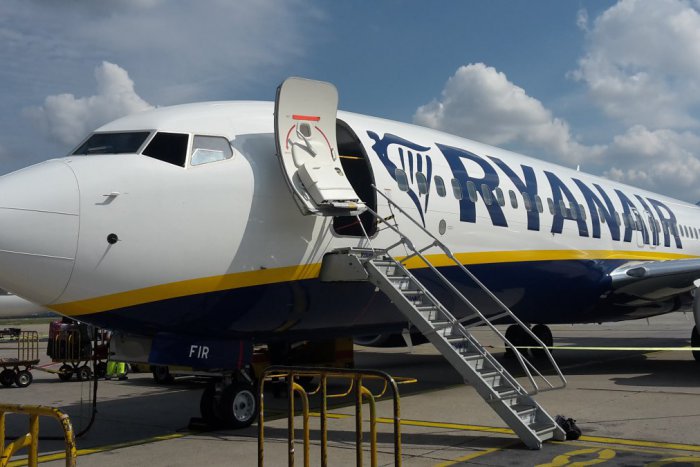 Ilustračný obrázok k článku Presne pred desiatimi rokmi uskutočnil Ryanair historicky prvý let z Bratislavy. Viete, koľko cestujúcich za ten čas už prepravil?