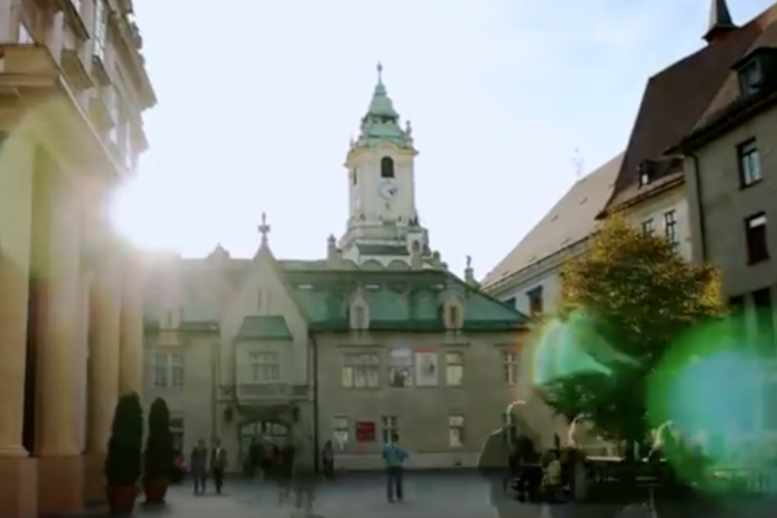Ilustračný obrázok k článku VIDEOČLÁNOK: Časozberné video odhaľuje, ako plynie čas v hlavnom meste