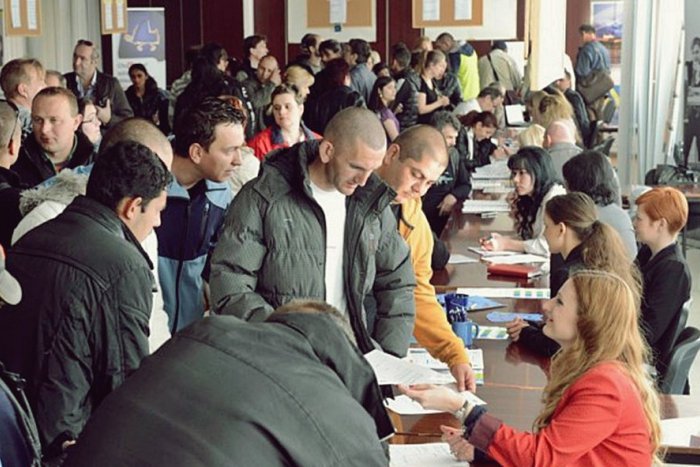 Ilustračný obrázok k článku Hľadáte nové zamestnanie? Navštívte burzu práce v našom meste!