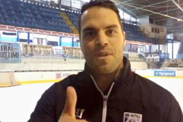 Ilustračný obrázok k článku Kanaďan David Laliberté si skoro jazyk polámal: TAKTO v slovenčine pozýva na zápas