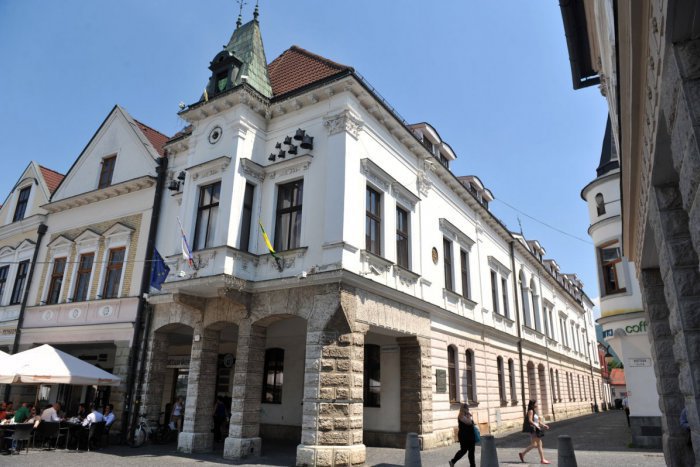 Ilustračný obrázok k článku Jeho prianie sa mu splní: Žilina prevezme do majetku diela známeho akademického maliara