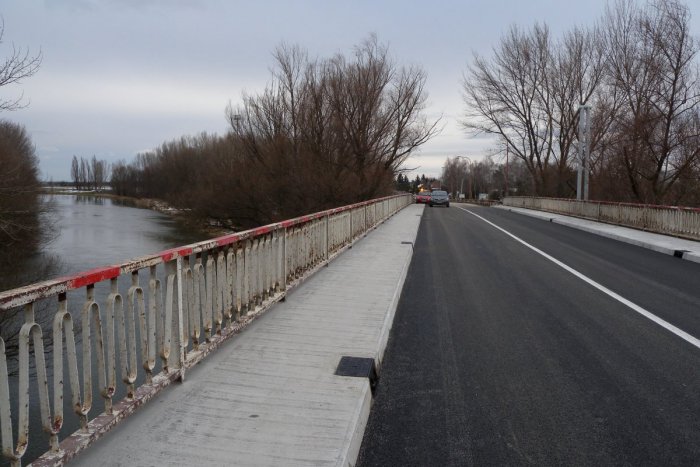 Ilustračný obrázok k článku V novembri otvoria nový most cez Malý Dunaj a estakádu v Malackách