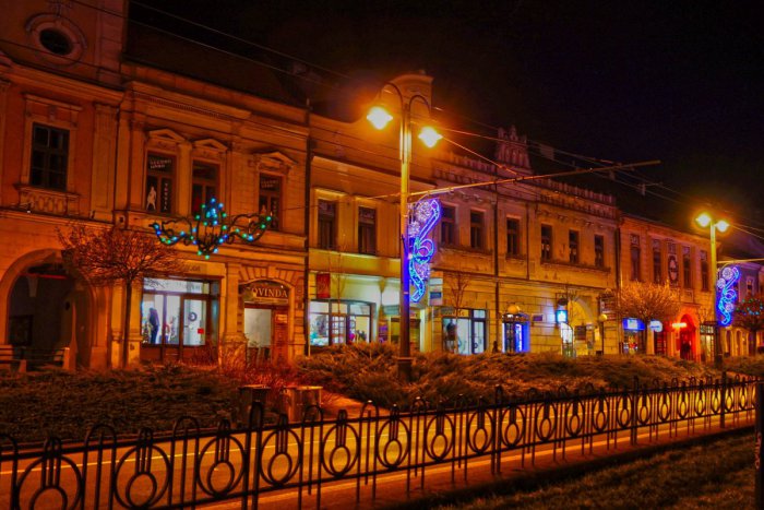 Ilustračný obrázok k článku Vianočná výzdoba v Prešove? V centre pešej zóny sa môžeme tešiť na jej novú podobu!