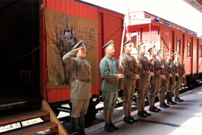 Ilustračný obrázok k článku Unikátna expozícia v Bratislave: Jedinečný Légiovlak k nám zavíta po prvýkrát už túto stredu