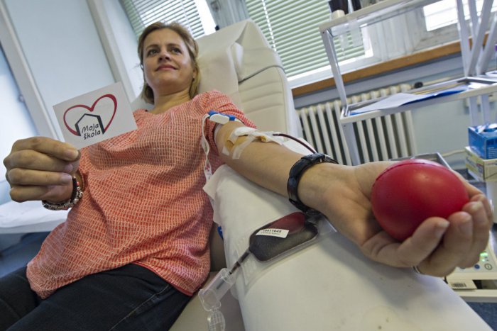 Ilustračný obrázok k článku Slovenský červený kríž udeľoval medaily aj plakety, ocenených bolo takmer 300 darcov krvi