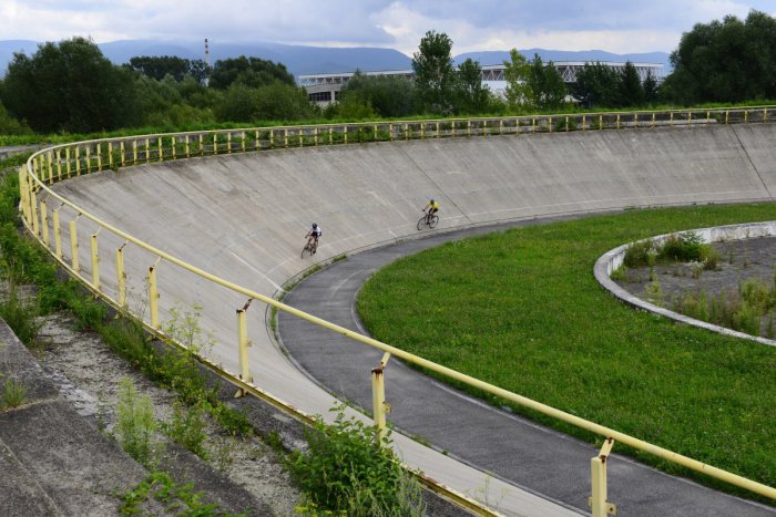 Ilustračný obrázok k článku Jediný cyklistický velodróm na Slovensku je v Prešove: Pútavé VIDEO nielen z výšky
