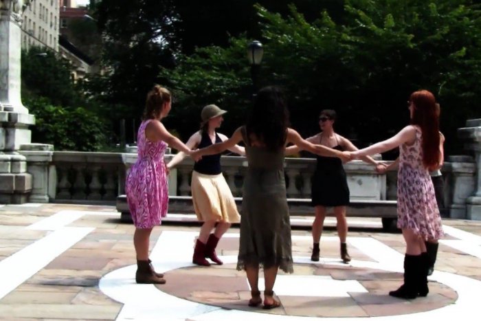 Ilustračný obrázok k článku Roztomilé VIDEO, ktoré sa vážne podarilo: Tanečnice z New Yorku tancujú na našu ľudovku