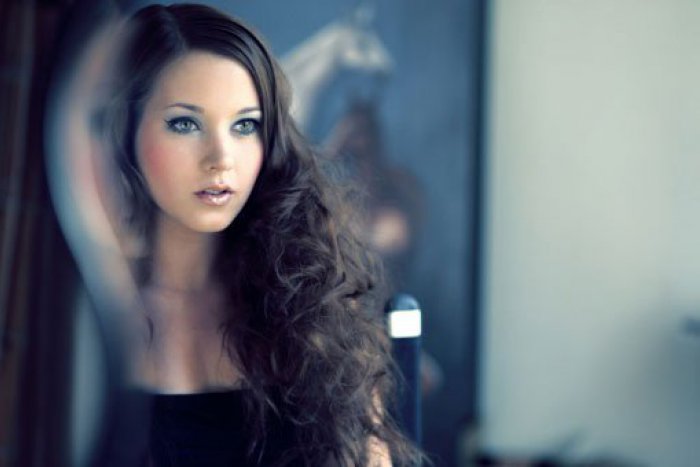 Ilustračný obrázok k článku Stužkové sú tu: Nitrianska vizážistka Renáta Lenčéšová nám poskytla pár rád