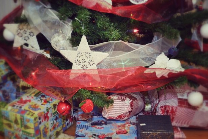 Ilustračný obrázok k článku Krásny počin žiakov z Pugačevky: Aj ďalším deťom pomôže zažiť veselé Vianoce