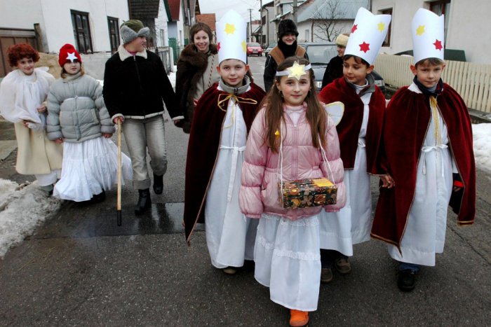 Ilustračný obrázok k článku Aj keď sme z jedného mesta, zvyky máme rôzne: Takéto vianočné tradície sa udomácnili u Lučenčanov