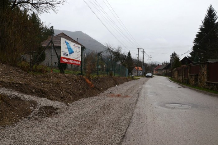 Ilustračný obrázok k článku Do Čutkovskej doliny sa dostanete po chodníku (autá vám nebudú znepríjemňovať prechádzku)