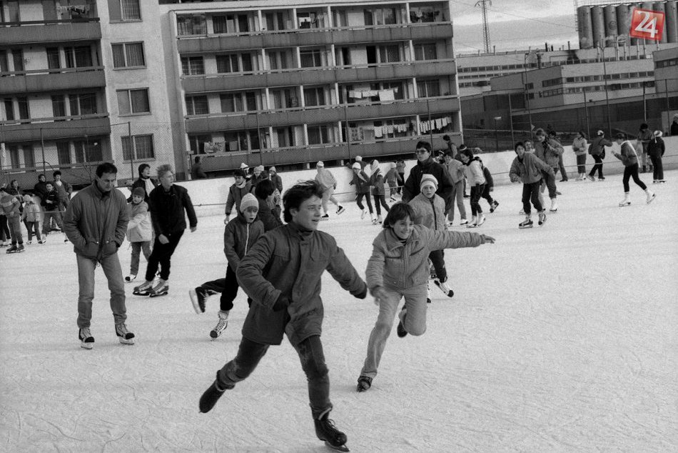 Ilustračný obrázok k článku FOTO: Pozrite si zimné radovánky Bratislavčanov na unikátnych retro záberoch