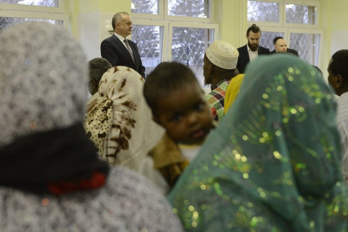 Ilustračný obrázok k článku Prezident Andrej Kiska v Humennom: Pozrite si FOTO zo záchytného tábora