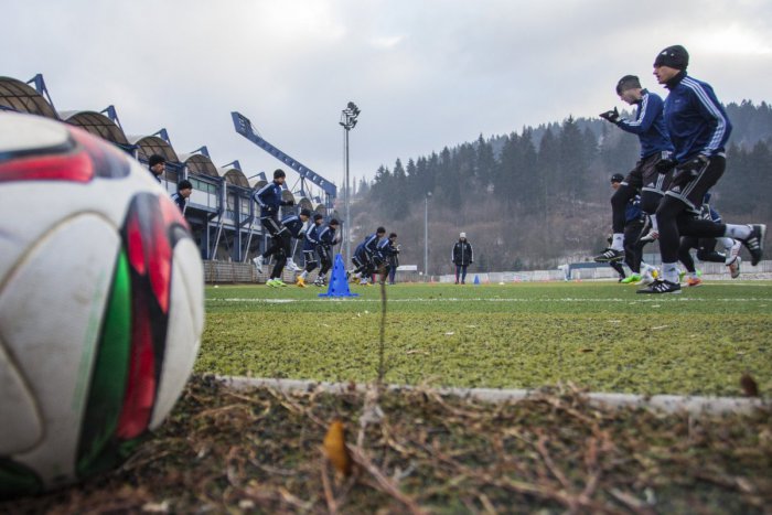 Ilustračný obrázok k článku Chýba vám futbal? Prvý prípravný zápas s Prešovom v sobotu na umelej tráve