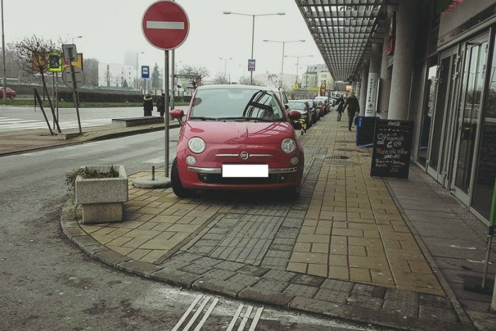 Ilustračný obrázok k článku Zlé parkovanie sa v hlavnom meste neodpúšťa. Pozrite si výber TOP 10
