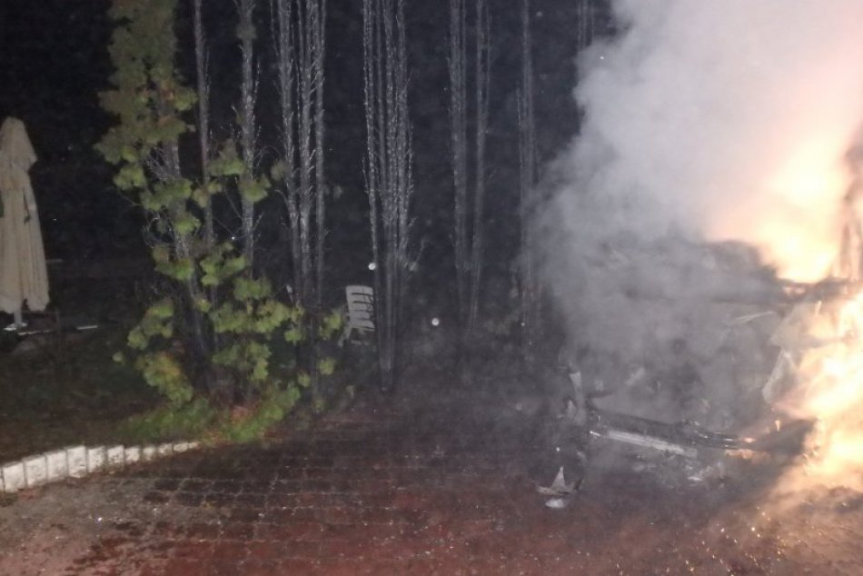 Ilustračný obrázok k článku V akcii celá mikulášska stanica hasičov: Z kamióna sa valil hustý dym, čo sa dialo?