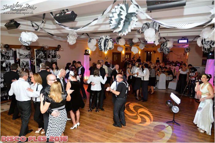 Ilustračný obrázok k článku Renesancia breznianskeho M-klubu: Ples, navyše so skvelým nápadom! FOTO