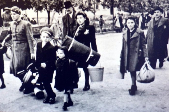 Ilustračný obrázok k článku Trojdňové smutné výročie: 75 rokov od prvého transportu do Auschwitzu