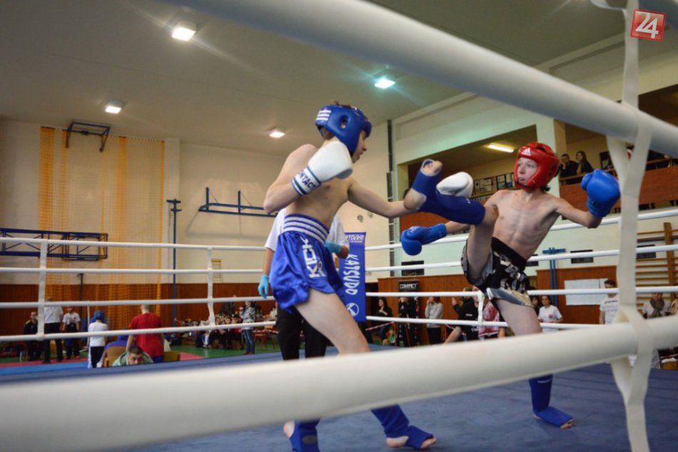 Ilustračný obrázok k článku Michalovskí kickboxeri vybojovali cenné kovy: Kto z našich uspel? FOTO zo zápasu