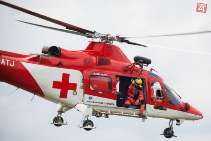 Ilustračný obrázok k článku Na rýchlostnej ceste R1 pri Moravciach sa stala vážna nehoda: V akcii aj záchranársky vrtuľník!