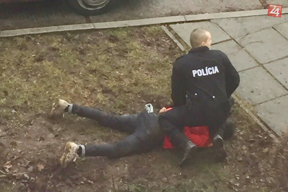 Ilustračný obrázok k článku VIDEO zo zásahu: Na Mohameda (28) bol vydaný medzinárodný zatykač, chytili ho v Trnave