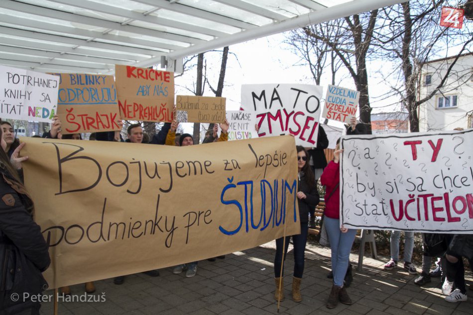Ilustračný obrázok k článku Popradom pochodovali študenti. Vyjadrili tak podporu štrajkujúcim učiteľom