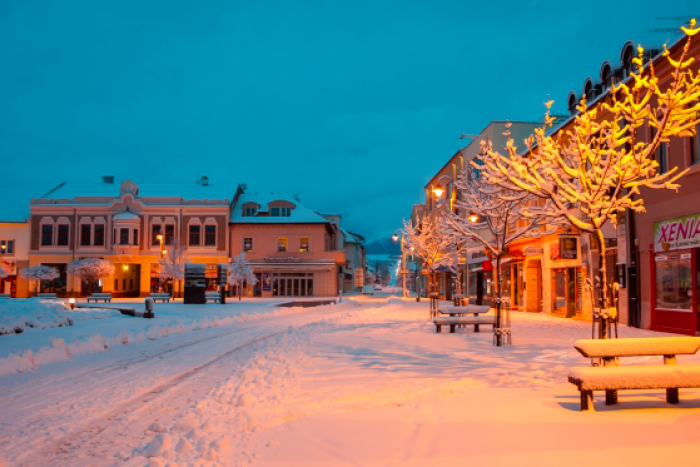 Ilustračný obrázok k článku Rozžiarené centrum mesta: V Mikuláši rozsvietia vianočnú výzdobu