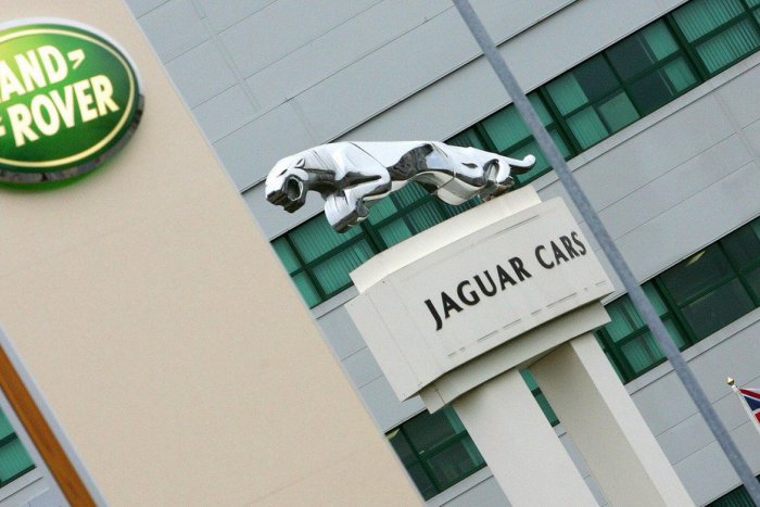 Ilustračný obrázok k článku Príchod automobilky Jaguar: Zvýši dopyt po skladoch a halách pri Nitre