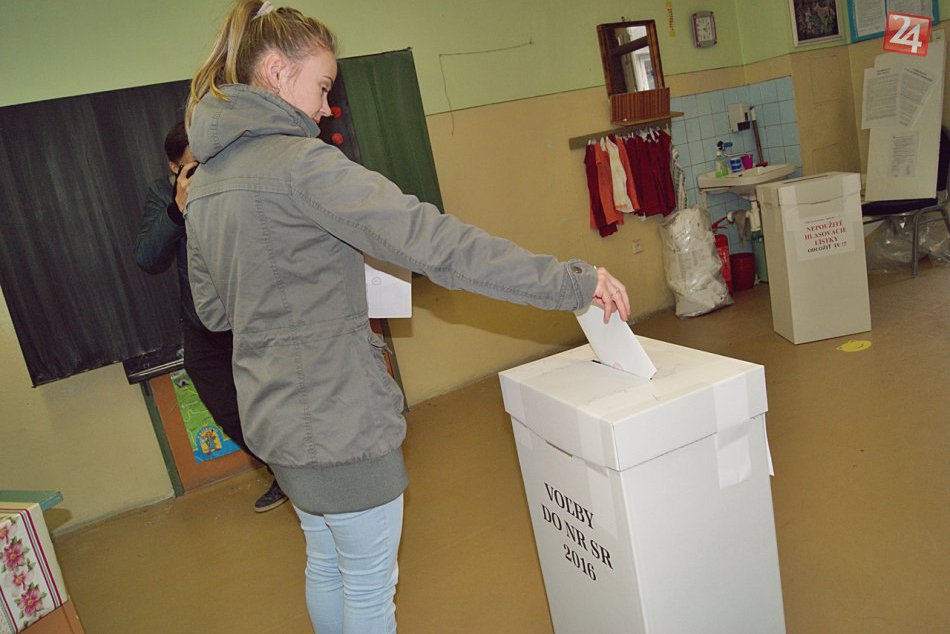 Ilustračný obrázok k článku FOTO: Parlamentné voľby v Rožňave, ich priebeh je zatiaľ bezproblémový