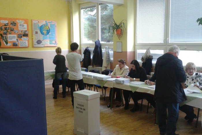 Ilustračný obrázok k článku Neoficiálne výsledky: V okrese Rožňava vyhral Smer. Ako dopadli ďalšie strany?