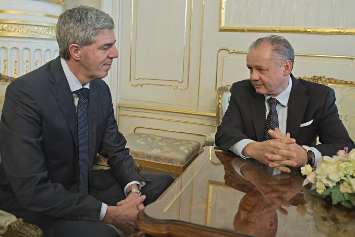 Ilustračný obrázok k článku Bugár po stretnutí s prezidentom: Koalíciu s SNS by sme vysvetľovali len ťažko
