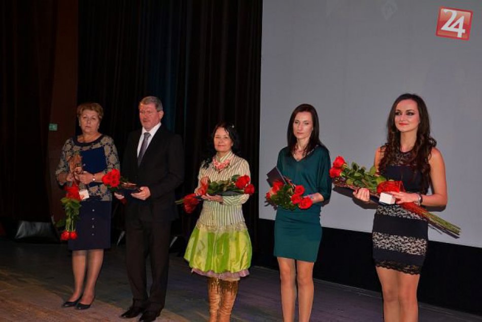 Ilustračný obrázok k článku Slávnostné chvíle na FOTKÁCH: Michalovčania, ktorým sa dostalo najvyššej pocty!