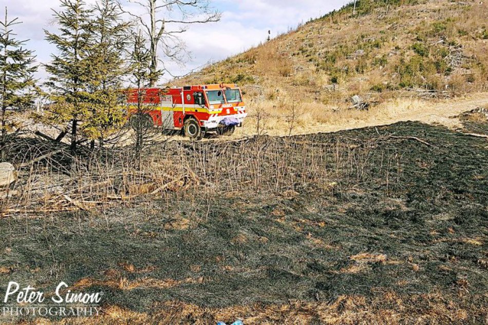 Ilustračný obrázok k článku Požiar bukového lesa v okrese Spišská sa hasičom podarilo zlikvidovať!