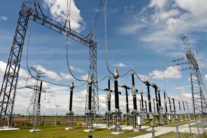 Ilustračný obrázok k článku V Považskej Bystrici prerušia dodávky elektriny: Ktorých lokalít sa budú odstávky týkať?