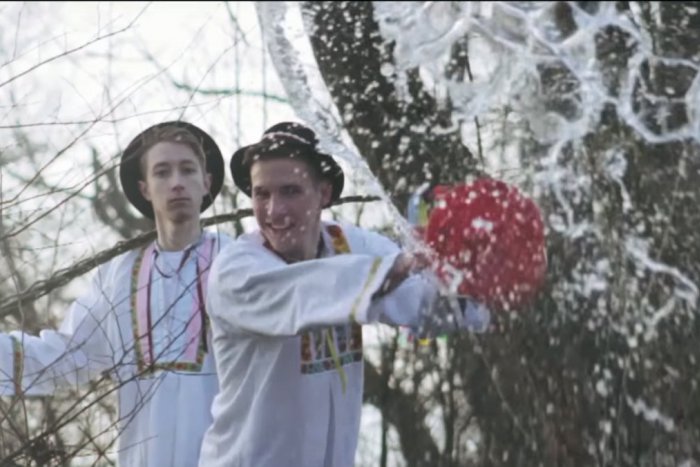 Ilustračný obrázok k článku Špeciálna jednotka v uliciach: Chalani zachraňujú tradície naozaj parádne, VIDEO za 100 bodov