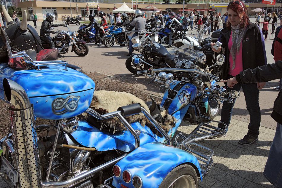 Ilustračný obrázok k článku Na žiarskom námestí sa rozozvučia motory: Obľúbená moto jazda sa blíži