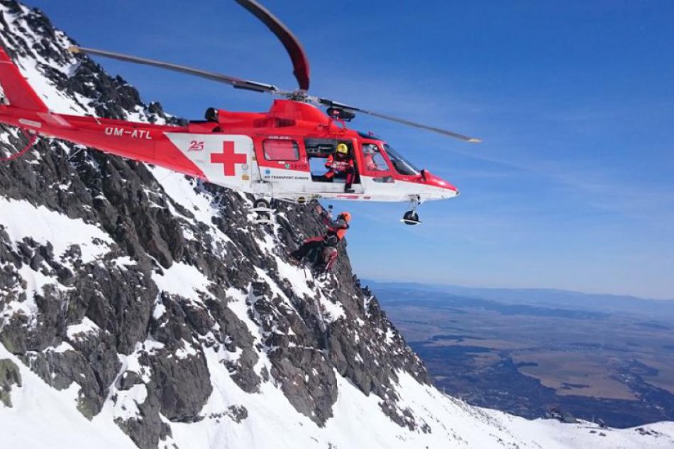 Ilustračný obrázok k článku Tragédia pod Kežmarským štítom: Pri lyžovaní vyhasol život skialpinistu (†41)