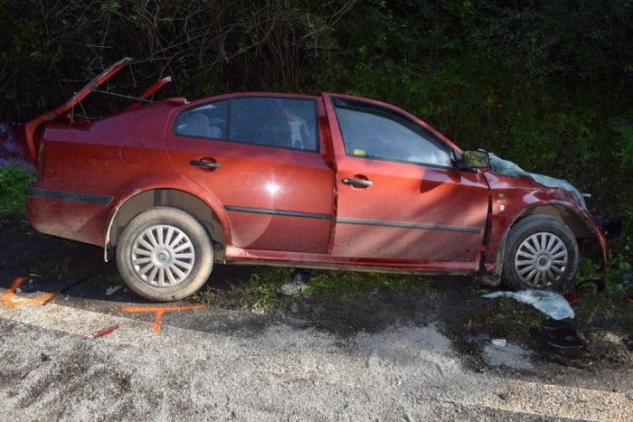Ilustračný obrázok k článku V smere na Michalovce sa udiala nehoda: Škoda narazila do betónového stĺpa!