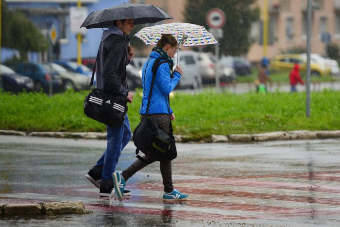 Ilustračný obrázok k článku Až pred takýmto dažďom varujú Topoľčany: Pozor si musíme dať popoludní!